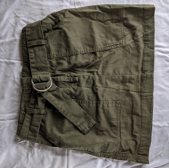 Green Spring/Summer Clothes - Picture 6 of 7